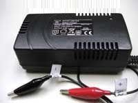 Зарядное устройство HobbyWing для свинцовых АКБ 6V12V автомат 053А