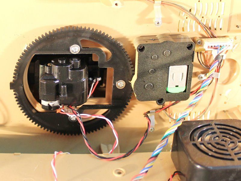 Радиоуправляемый танк Taigen 116 Tiger 1 Германия, поздняя версия 24G RTR песочный