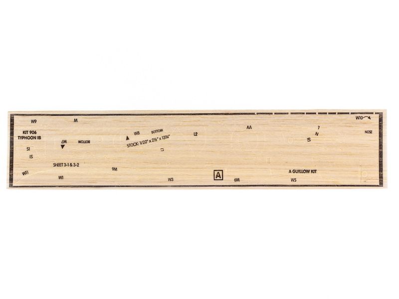 Сборная дермодельСамолет Typhoon Guillows 128