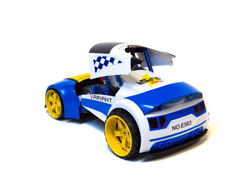 Радиоуправляемая машина Double Eagle Трансформер 503 стреляет  акб