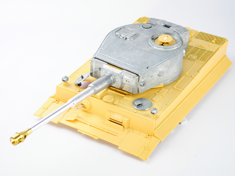 Металлическая башня с пластиковым корпусом с ИКпушкой без инфракракр приемн