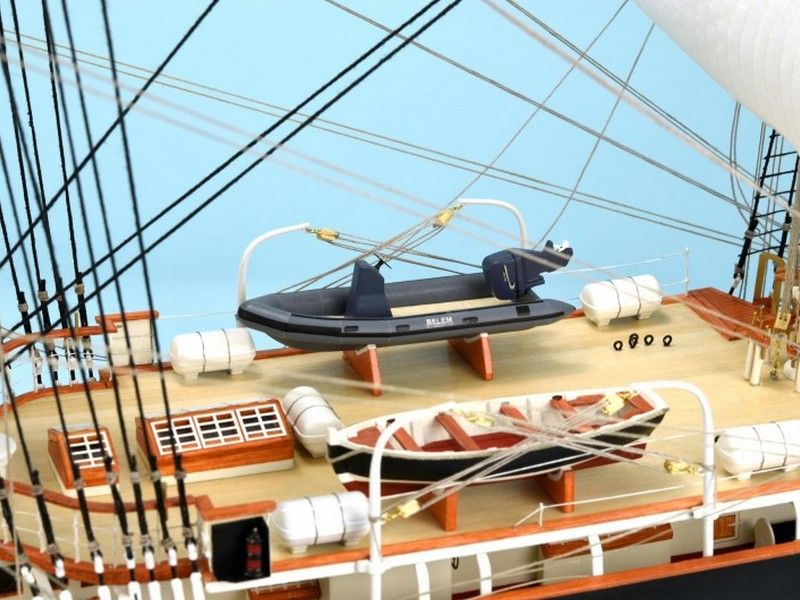 Сборная деревянная модель корабля Artesania Latina BELEM, 175