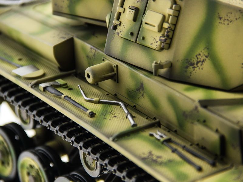 Радиоуправляемый танк Taigen 116 Panzerkampfwagen III Германия HC для ИК боя 24G RTR