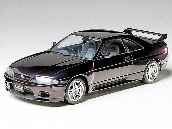 Сборная модель Автомобиль Nissan Skyline GTR V SPEC 124