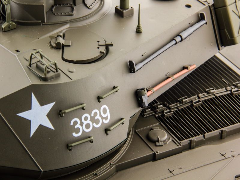 Радиоуправляемый танк Heng Long 116 Walker Bulldog  M41A3 Бульдог 24G RTR