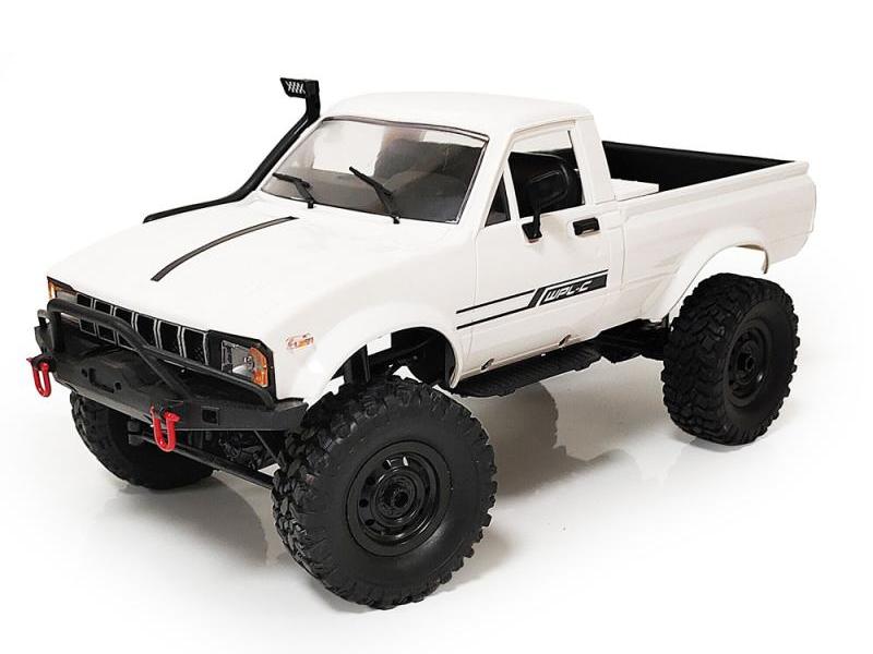 Радиоуправляемая автомодель WPL пикап Hilux белый 4WD 24G 116 KIT