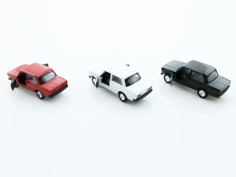 Машина 134 Лада 2105 свет, звук, инерция 112шт бк