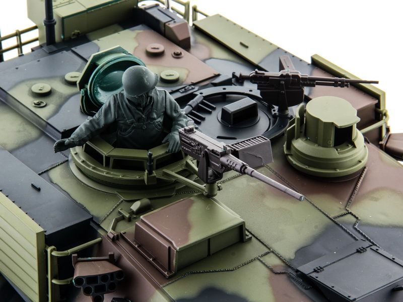 Радиоуправляемый танк Heng Long 116 M1A2 Abrams 24G RTR PRO