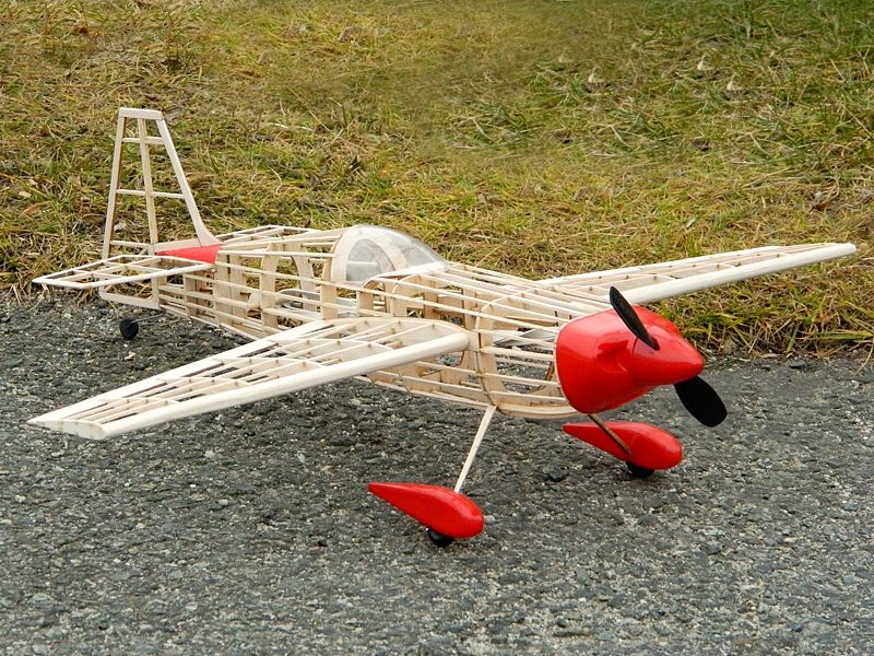 Сборная дермодельСамолет Edge 540 Guillows  114