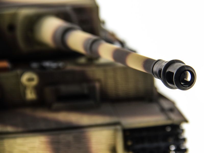 Радиоуправляемый танк Taigen 116 Tiger 1 Германия, поздняя версия 24G RTR летний камуфляж