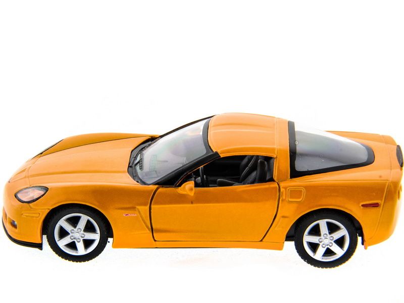 Машина Kinsmart CHEVROLET CORVETTE Z06 инерция 112шт 136 бк