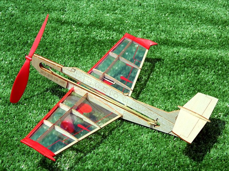 Сборная дермодельСамолет Rockstar Jet Guillows 148
