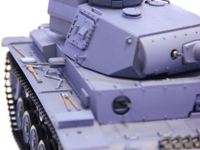 Радиоуправляемый танк Heng Long 116 Panzerkampfwagen III Германия 24G RTR темносерый