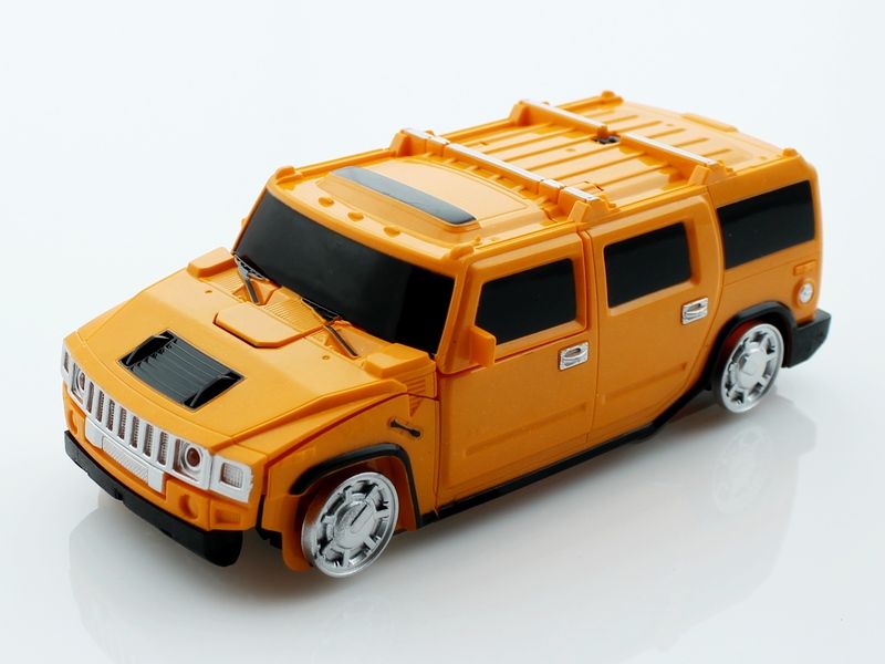 Радиоуправляемый трансформер MZ Hummer H2 2829X 124 ездит по стенам