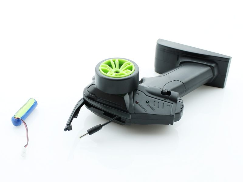 Радиоуправляемая машина внедорожник 172802 до 20 кмч  акб