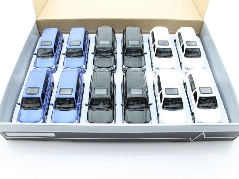 Машина 132 Toyota Land Cruiser свет, звук, инерция 15,5см 112шт бк