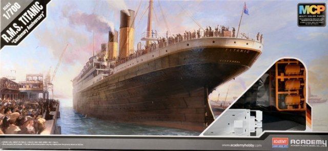 Сборная модель Корабль RMS Titanic  Centenary Anniversary 1700