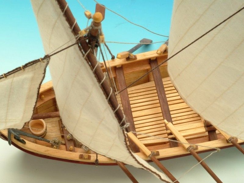 Сборная деревянная модель капитанской шлюпки корабля Artesania Latina SANTISIMA TRINIDAD, 150