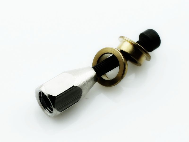 Винт крепления кока  25″35″,M440 мм, 661 мм вал двигателя