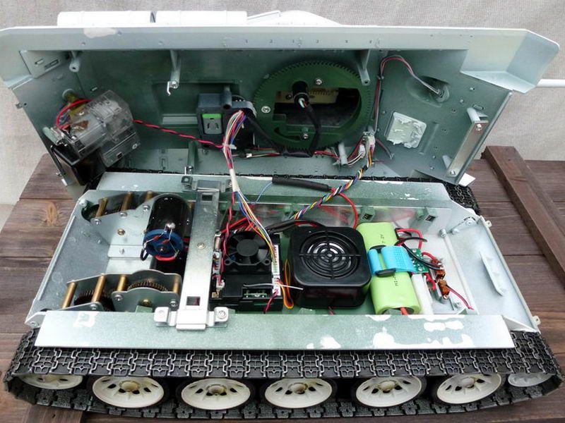 РУ танк Taigen 116 T3485 СССР для ИК танкового боя 24G зимний