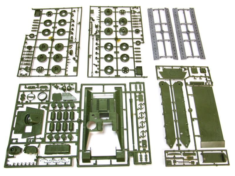 Сборная модель ZVEZDA Советский истребитель танков СУ100А, 135