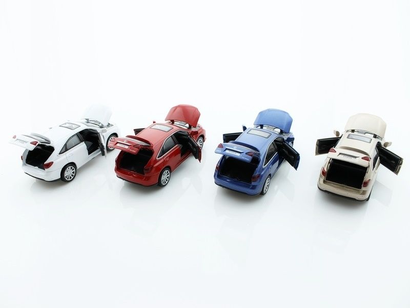 Машина 132 Lexus RX450 свет, звук, инерция 15см 112шт бк