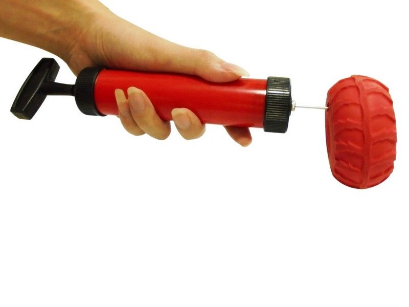 Радиоуправляемая машинкаперевертыш Huan Qi HQ568, надувные колеса, акб