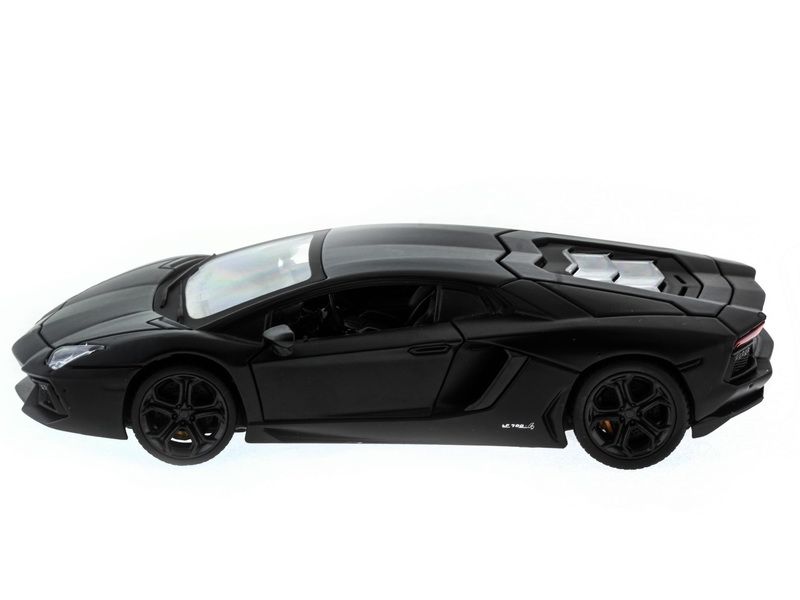 Радиоуправляемая машина MZ Lamborghini Aventador 25035A 132 музыка, свет, инерция вк
