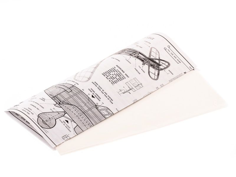 Сборная дермодельСамолет Hawker Hurricane Guillows 130