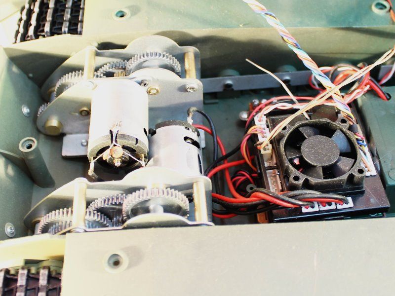 Радиоуправляемый танк Taigen 116 Panther Германия PRO 24G RTR