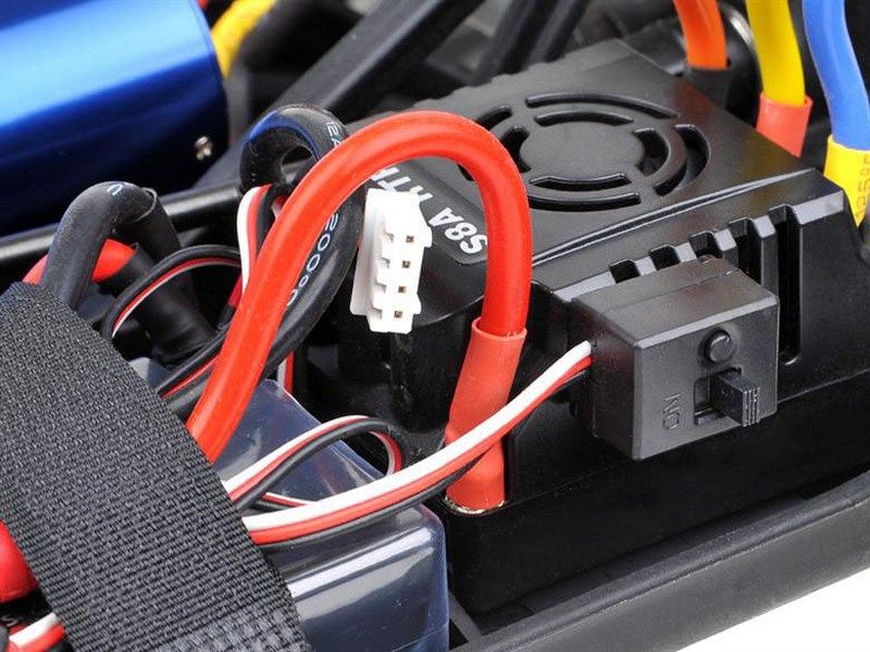 Радиоуправляемый шорткорс Himoto Mayhem Brushless 4WD 24G 18 RTR