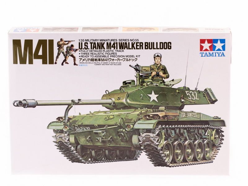 Склеиваемая модель Tamiya 135 Америк танк M41 Walker Bulldog 1 командир и 2 солдата