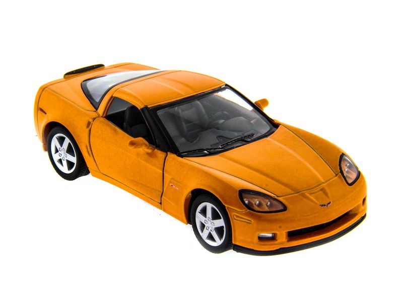 Машина Kinsmart CHEVROLET CORVETTE Z06 инерция 112шт 136 бк
