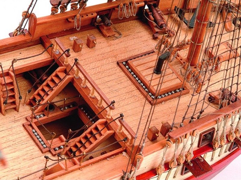 Сборная деревянная модель корабля Artesania Latina US CONSTELLATION, 185