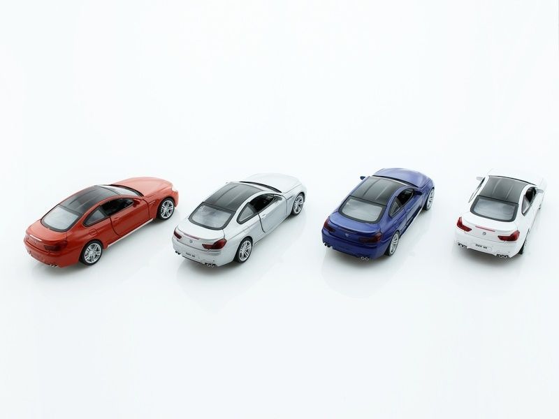 Машина 132 BMW M6 свет, звук, инерция 15,5см 112шт бк