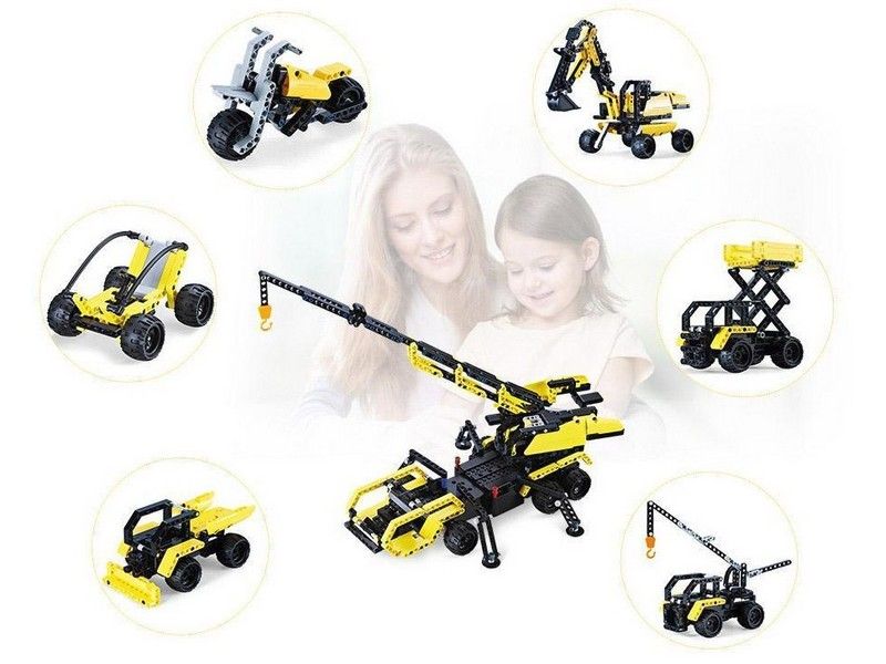 Конструктор CaDA Technic набор для сборки 30 моделей техники, мотоциклов и животных 827 деталей