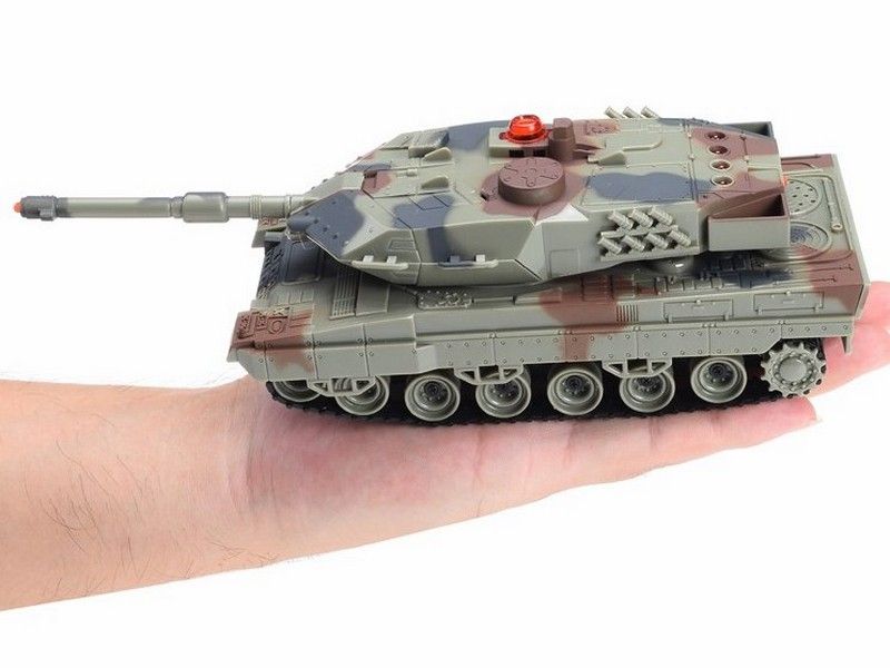 Радиоуправляемый танк Huan Qi 136 Leopard 2A5, упревление через Bluetooth, для танкового боя