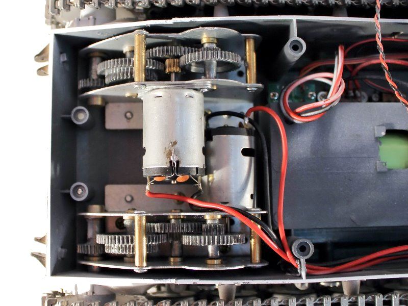 Радиоуправляемый танк Taigen 116 Panzerkampfwagen IV AusfF2SdKfz Германия HC 24G RTR