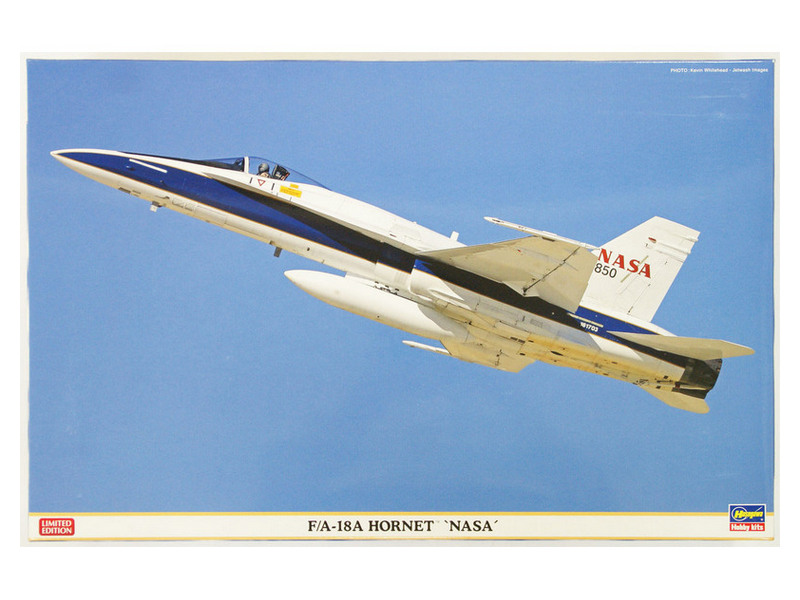 Сборная модель Hasegawa Самолет FA18A NASA, 148