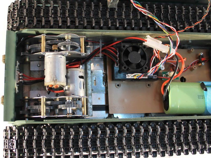 Радиоуправляемый танк Taigen 116 KV1 Россия HC для ИК танкового боя 24G