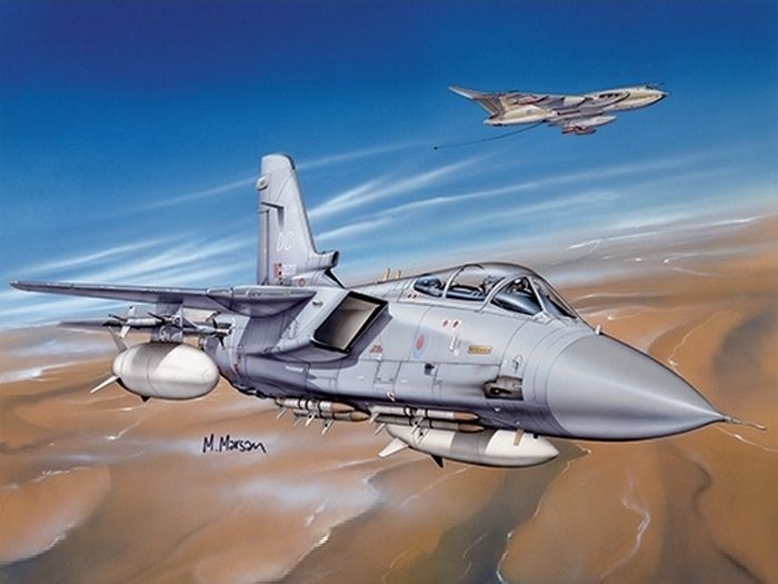 Сборная пластмодельСамолет Торнадо F3 Italeri 148