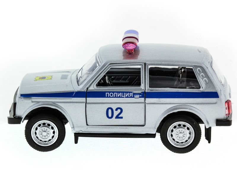 Машина АВТОПАНОРАМА инерц ВАЗ 2121 150, вк 1275,5 см, серебристая