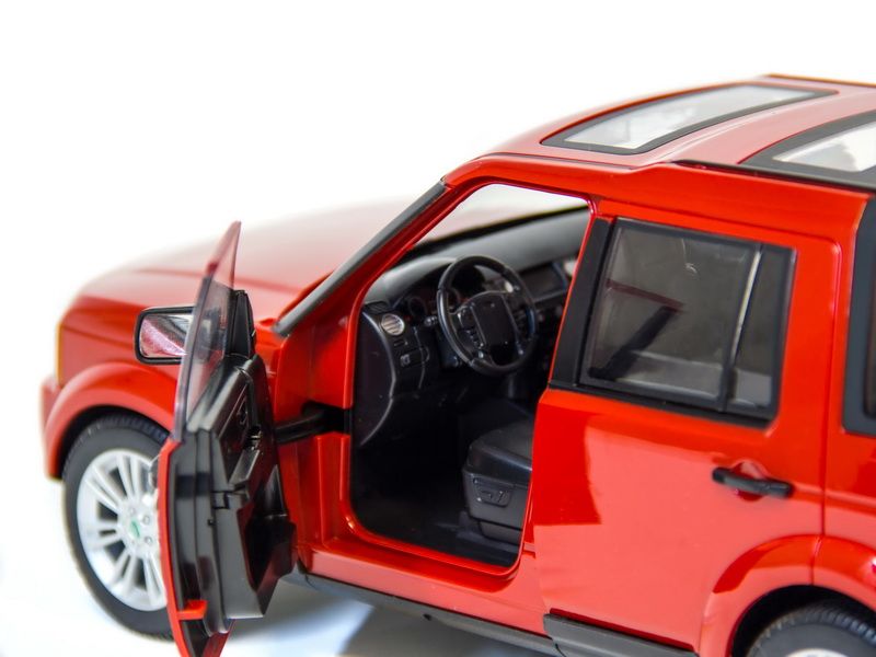 Радиоуправляемая машина Double Eagle Land Rover открываются двери 116 нб