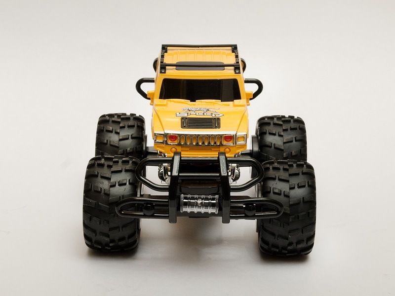 Радиоуправляемый танцующий джип 114