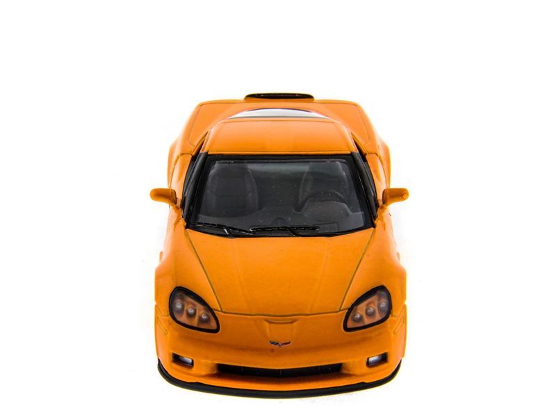 Машина Kinsmart CHEVROLET CORVETTE Z06 инерция 112шт 136 бк