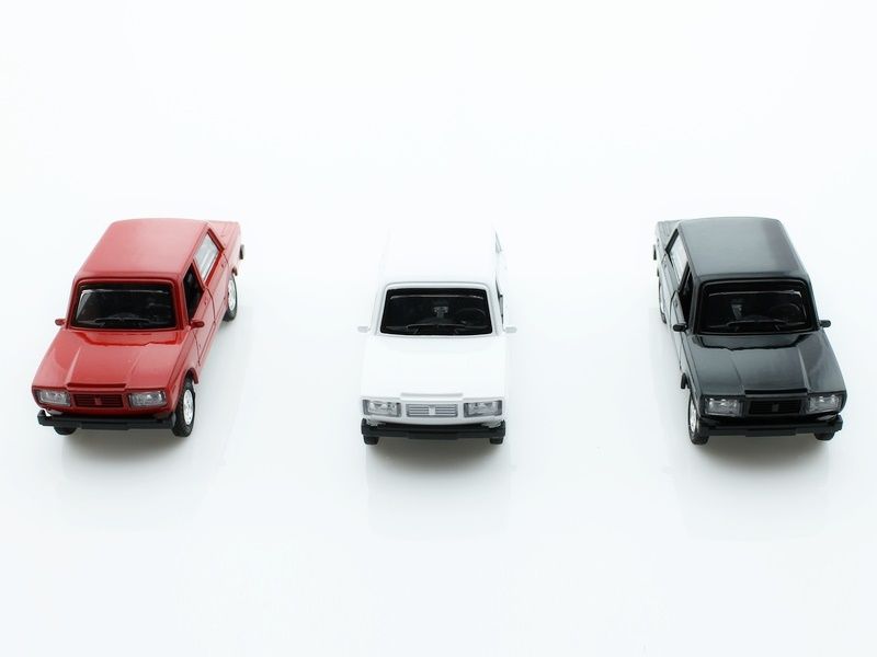 Машина 134 Лада 2105 свет, звук, инерция 112шт бк