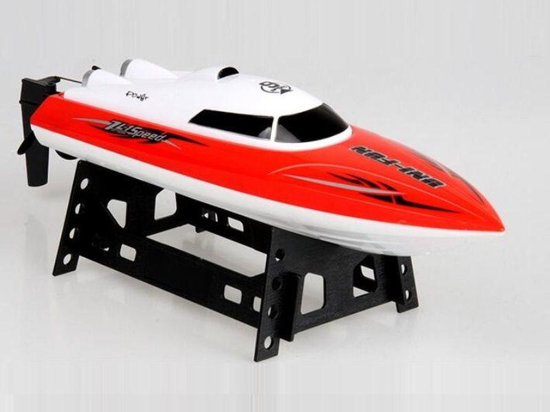 Радиоуправляемый катер Huan Qi HQ960 24G RTR  акб и ЗУ