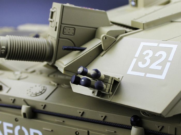 Радиоуправляемый танк Heng Long 116 Challenger 2 Британия 24G RTR PRO