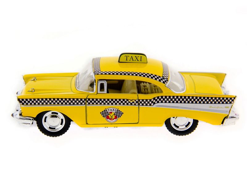 Машина Kinsmart 1957 Chevrolet Bel Air инерция 112шт 136 бк