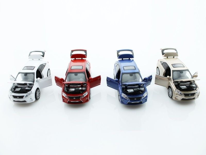 Машина 132 Lexus RX450 свет, звук, инерция 15см 112шт бк